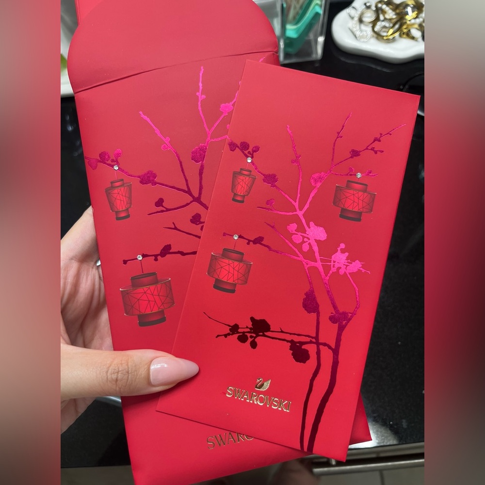 Swarovski new year red envelope